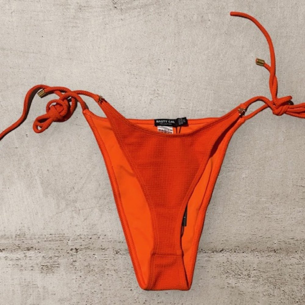 NWT Nasty Gal Underwire Tie & High Leg Cheeky Bikini Swimsuit 2 Piece Set Sz 10 - Picture 4 of 7
